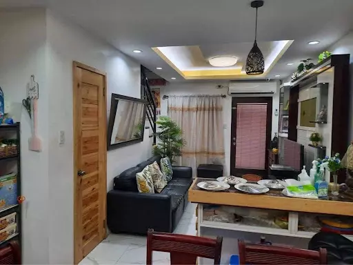 2 Storey Townhouse FOR SALE (Walking Distance to SM Cebu, Persimmon & Cebu Business Park) — Townhouse in Cebu City, Cebu, Philippines — Photo 3