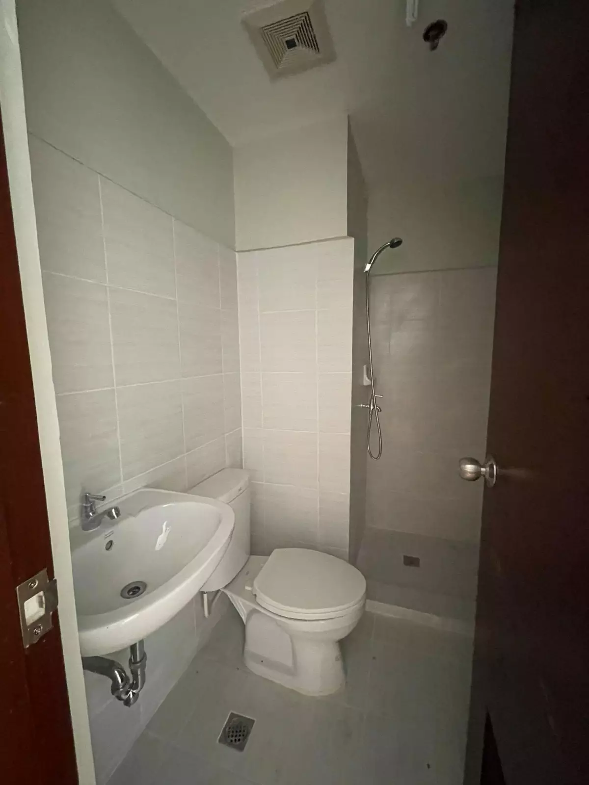 Mivesa Garden Residences — Studio in Salinas Drive Extension, Cebu City, Philippines — Photo 7