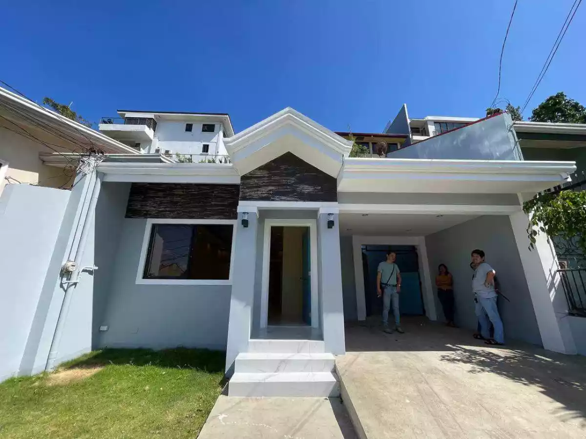 Spacious Bungalow House and Lot in Mandaue City — House and Lot in Cebu, Philippines — Photo 3