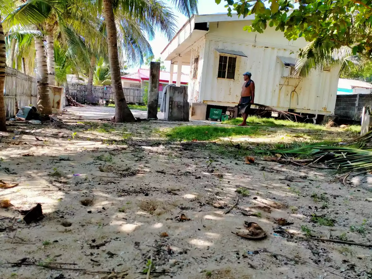 Beach House and Lot - photo 7