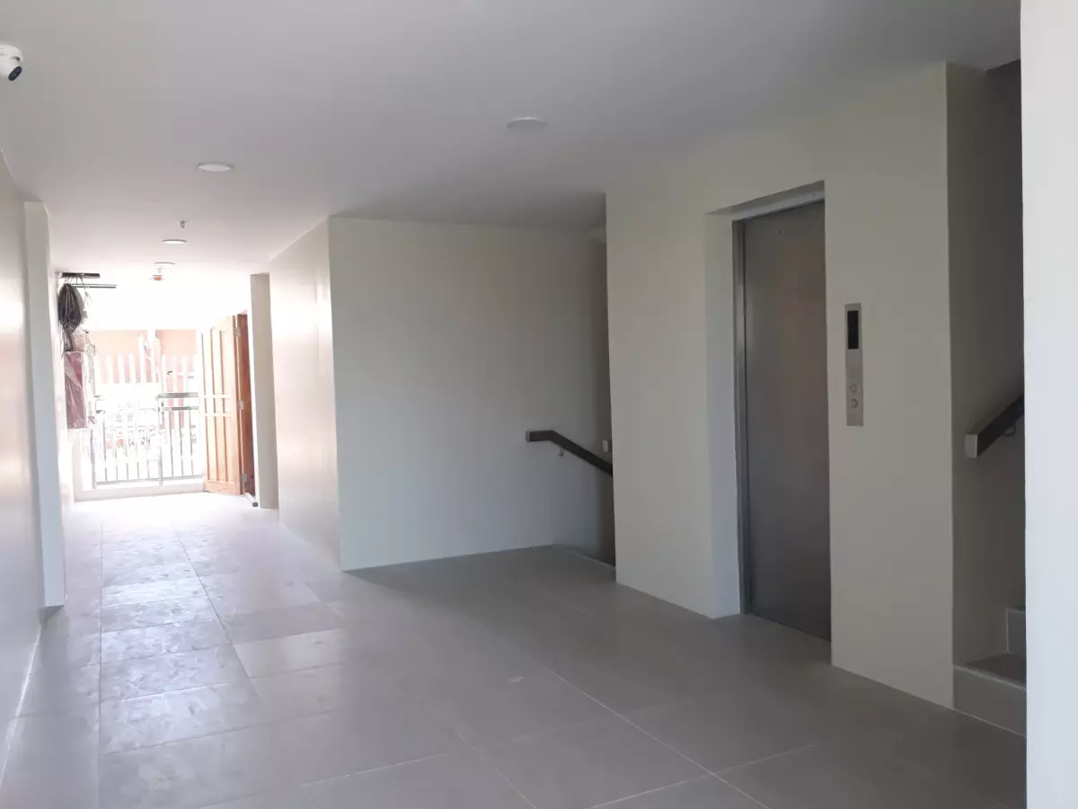 Open photo 13 of 13 — For rent Office, Commercial Space in Banilad along AS Fortuna St.