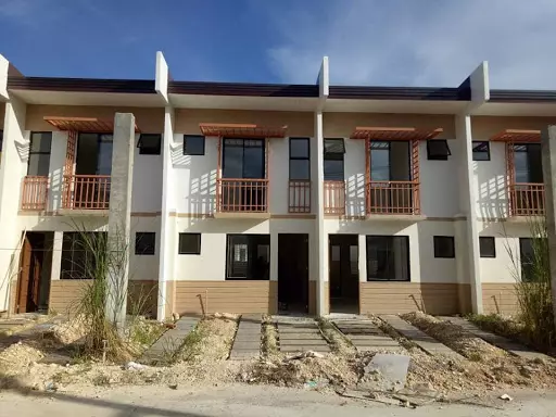 For Assume House & Lot Casa Mira South (FULLY PAID EQUITY & TRANSFER CHARGE)Ready for Occupancy pa! — Townhouse in Cebu South Road, Naga, Cebu — Photo 3