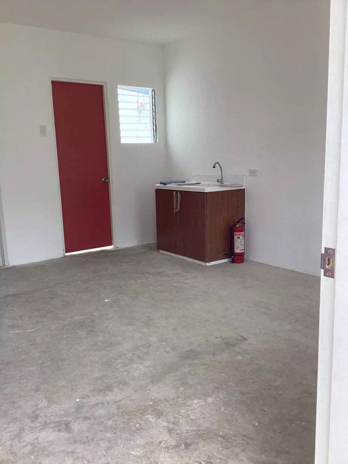 BRAND NEW Townhouse at Richwood Bohol — House and Lot in Dauis, Bohol, Philippines — Photo 4