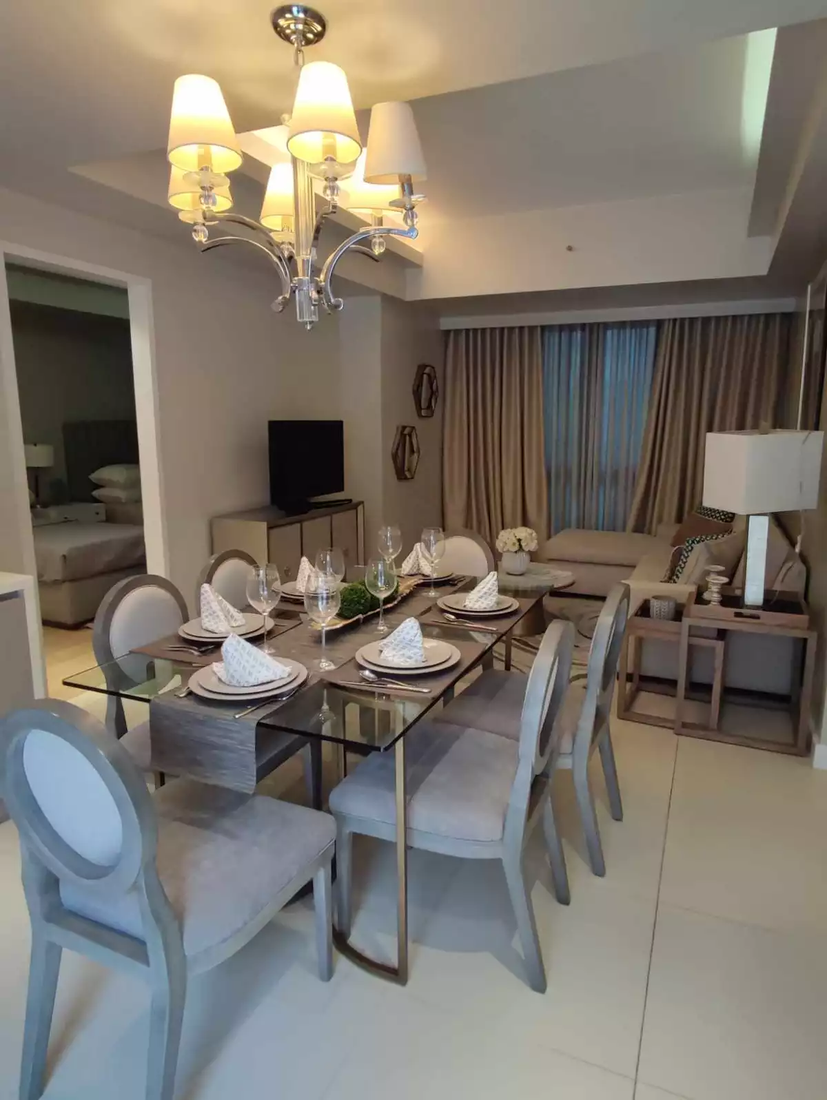 2 Bedroom corner  unit  at 38 park for assume  - photo 6
