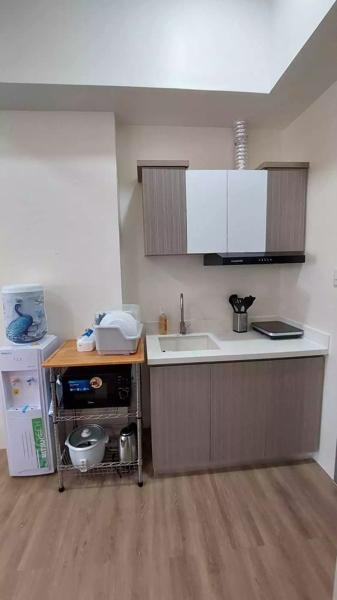 STUDIO FOR RENT NORTHWOODS PLACE - photo 5