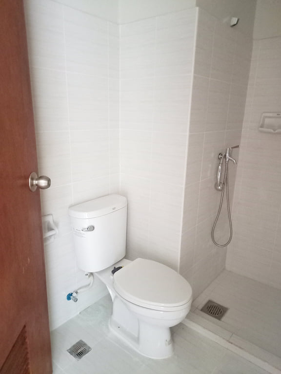 RFO: Studio Unit with Parking 800,000.00 — Studio in Salinas Drive Extension, Cebu City, Philippines — Photo 6