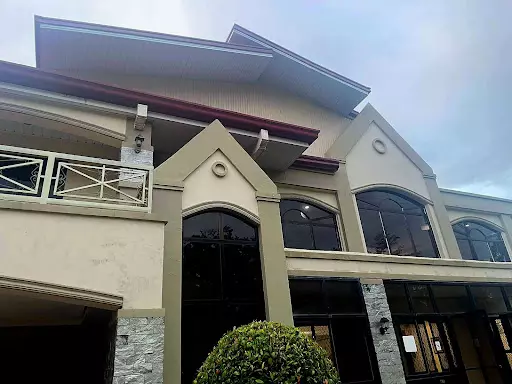 A Huge High Ceiling House with 9 bedrooms with toilet and bath each - photo 2
