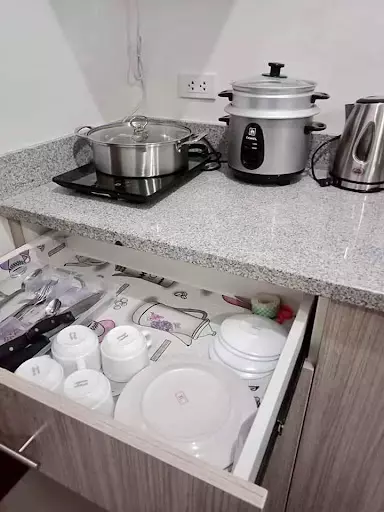 Open photo 11 of 11 — FULLY-FURNISHED STUDIO UNIT FOR RENT