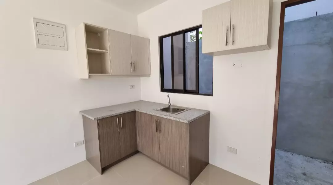 Santa Monica Estate Townhouse for Sale in Tisa Cebu City — House and Lot in Cebu City, Cebu, Philippines — Photo 4