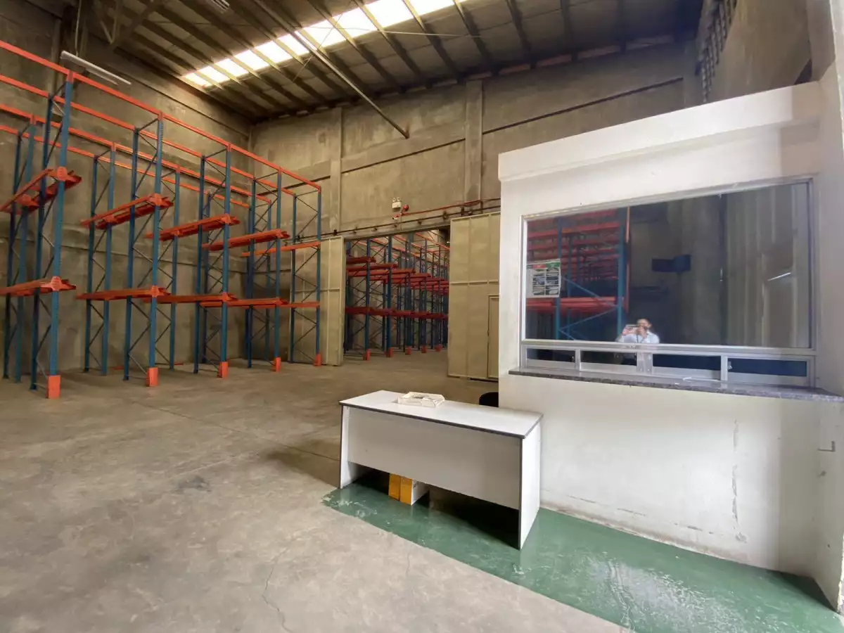 Warehouse for Rent /Lease in Mandaue City Cebu — Warehouse in Cebu, Philippines — Photo 4