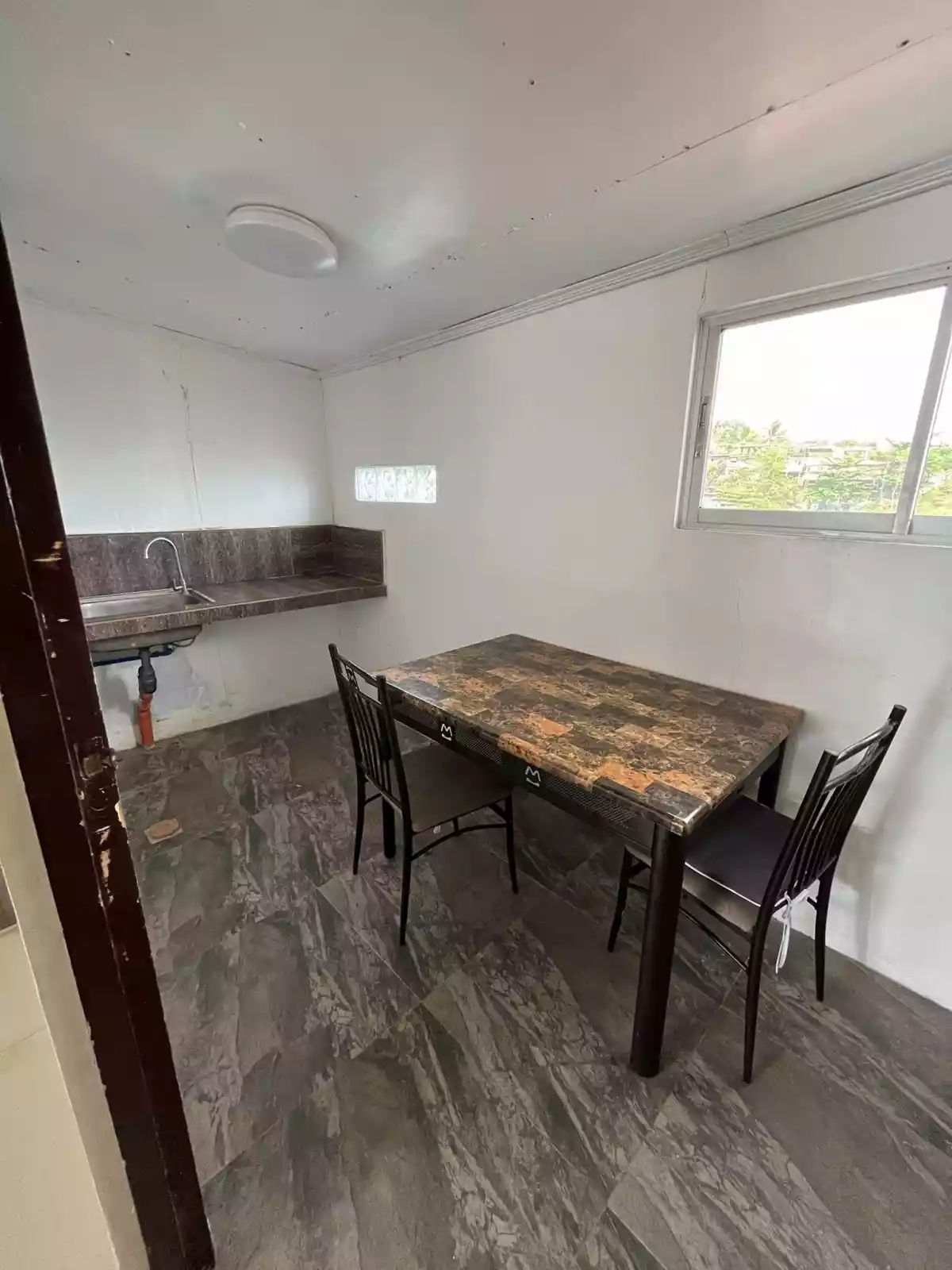 House for rent in Casamira Linao Talisay, City Cebu — Townhouse in Cebu, Philippines — Photo 4