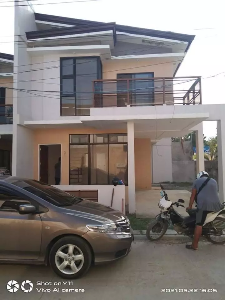 Rush Sale/Assume House and Lot in Boxhill