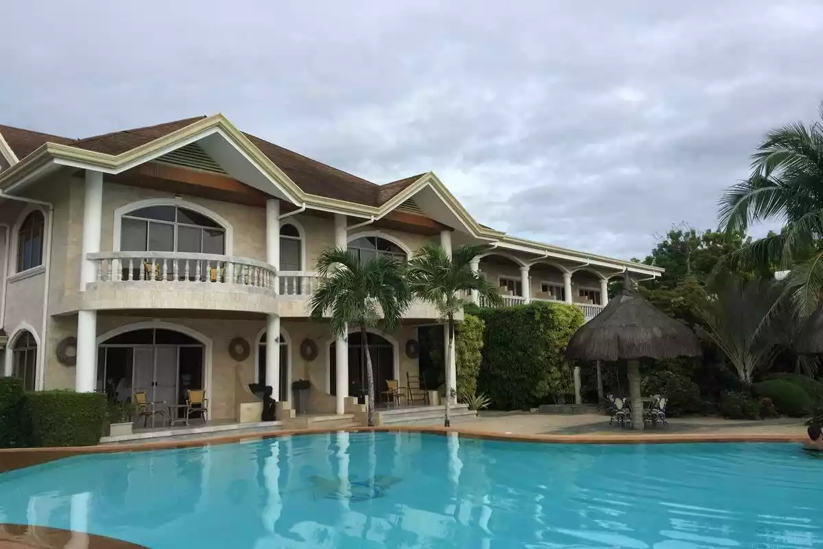 Linaw Beach Resort — Beach House / Resort in Panglao, Bohol, Philippines — Photo 3