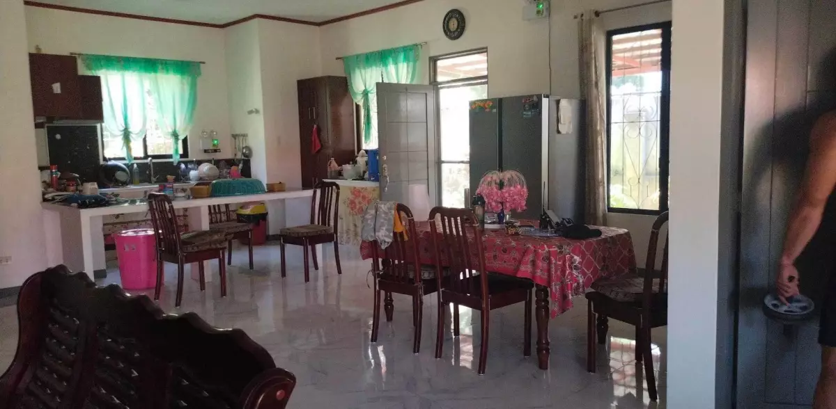 HOUSE AND LOT FOR SALE!! - photo 3
