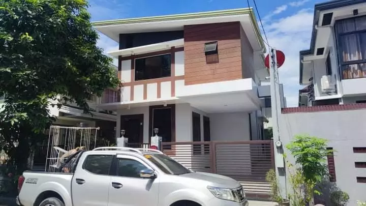 House and lot for sale - photo 6
