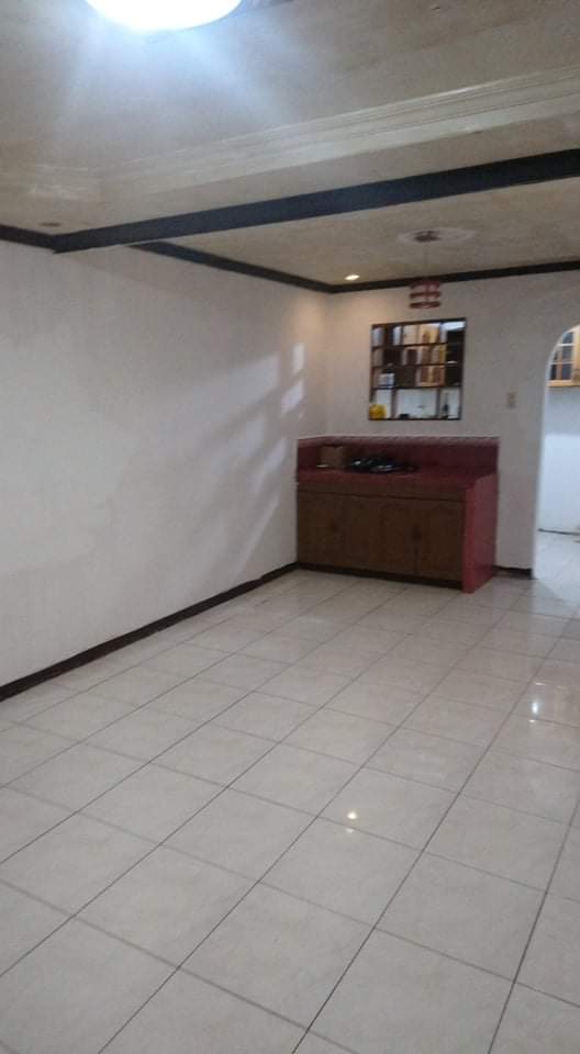 Minglanilla house and lot for rent - photo 4