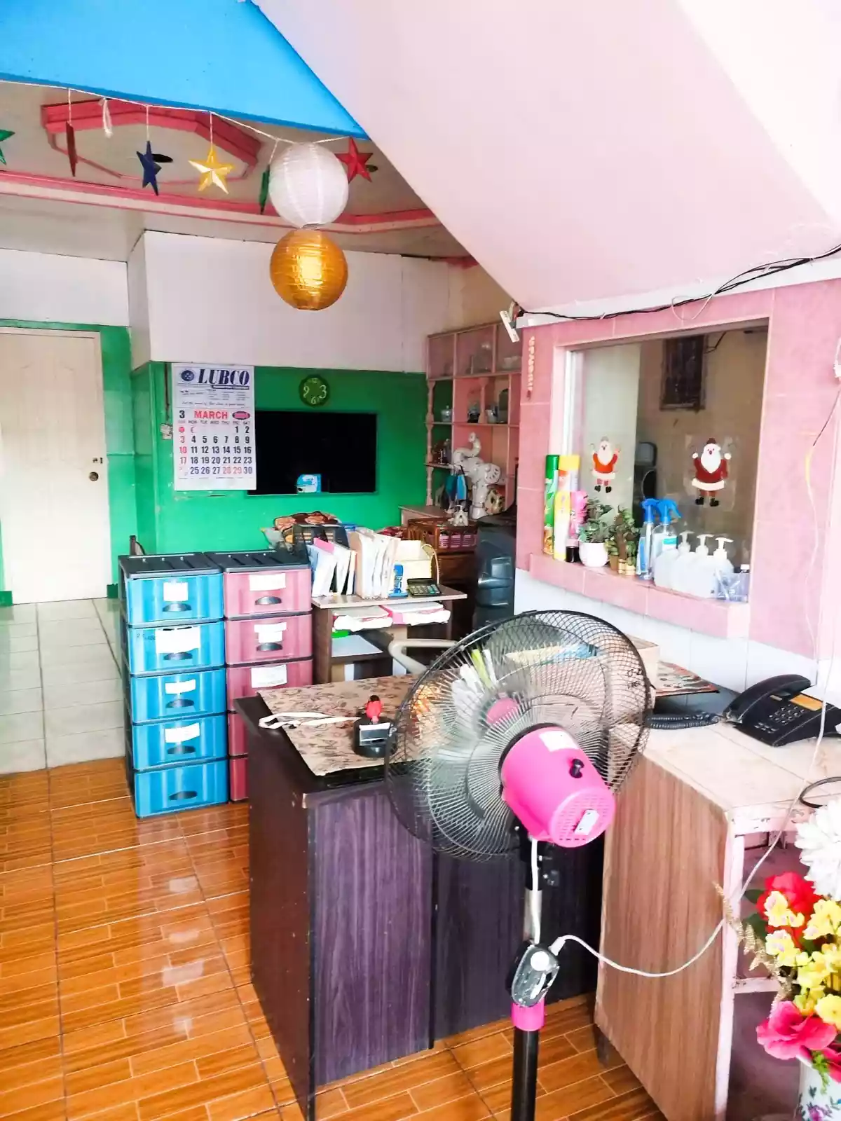 Open photo 13 of 16 — Commercial Building for sale!