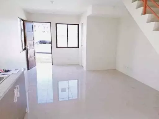 Assume Affordable House and Lot — House and Lot in City of Naga, Cebu, Philippines — Photo 7