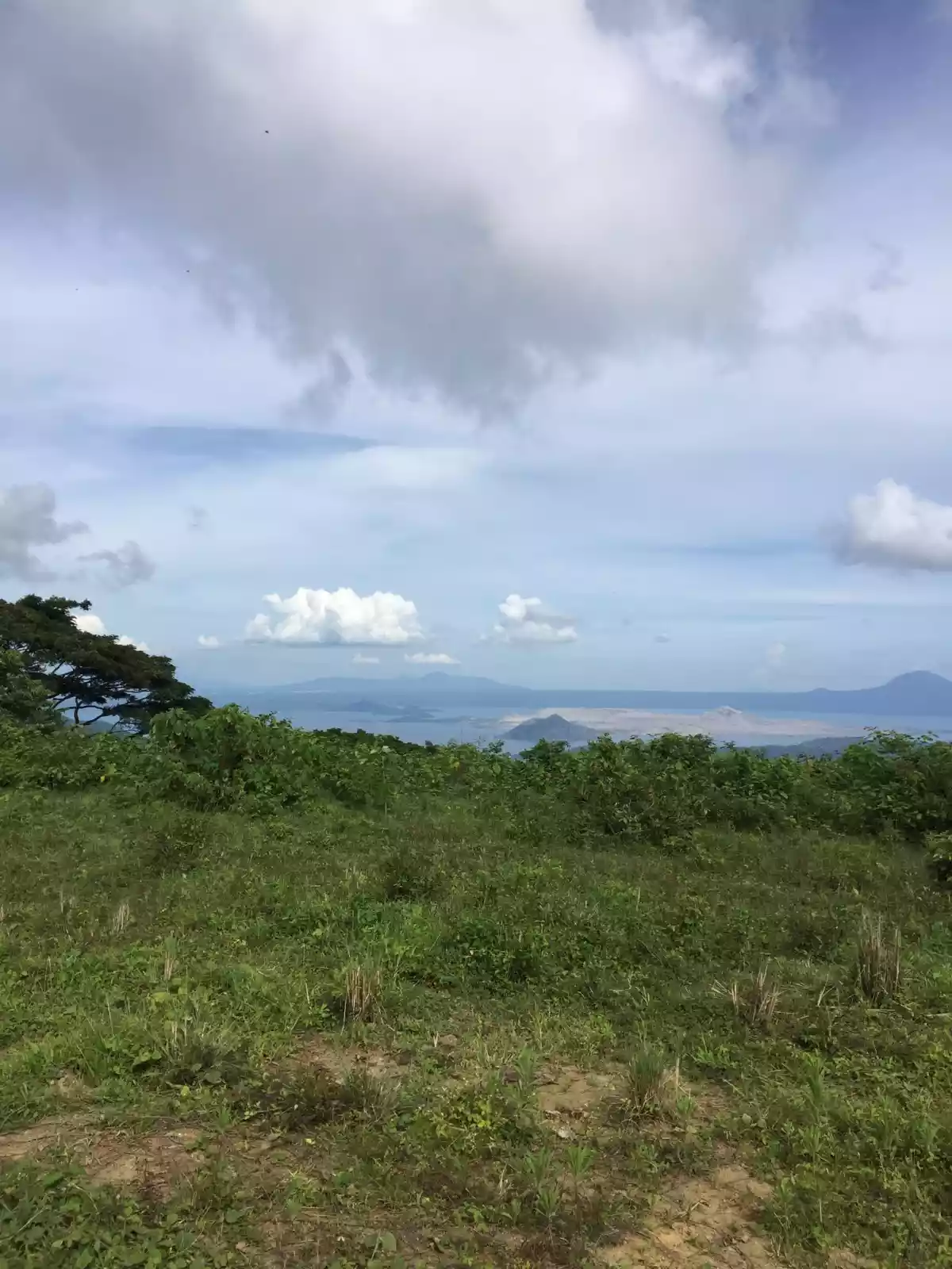 27has Tagaytay-Taal View - photo 5