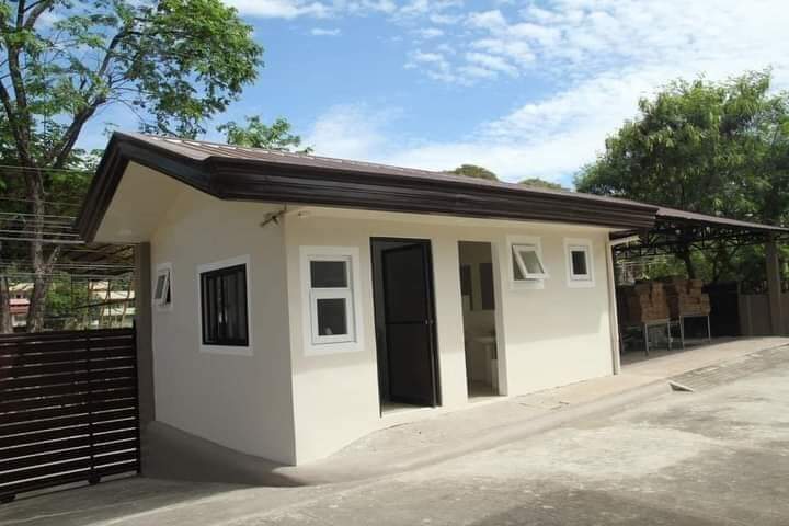 Open photo 12 of 19 — MARFORI COMMERCIAL BUILDING RUSH SALE!