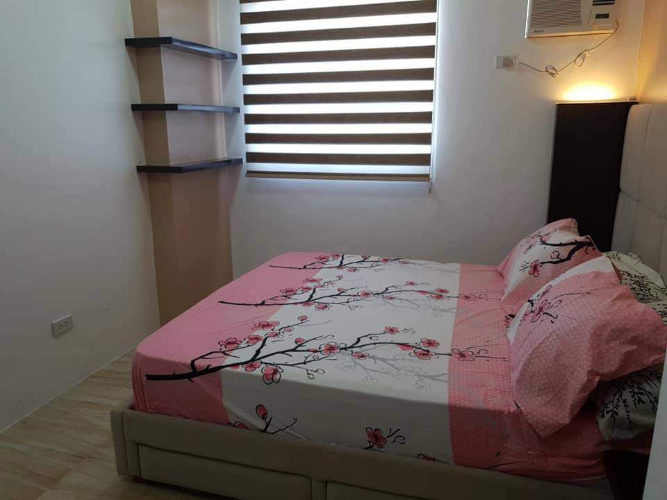 Fully Furnished 1 Bedroom Unit for Rent - photo 2