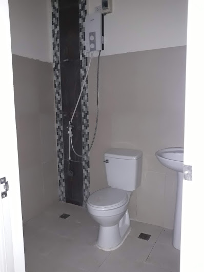  For Rent and For sale House in Canduman Mandaue city Near Ateneo de Cebu - photo 6