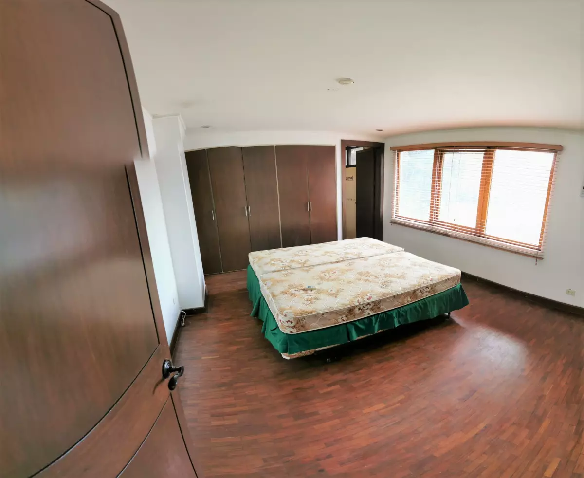 For Rent: Very Spacious 3BR Condo along Gorordo Avenue, across Harold's Hotel Lahug - photo 4