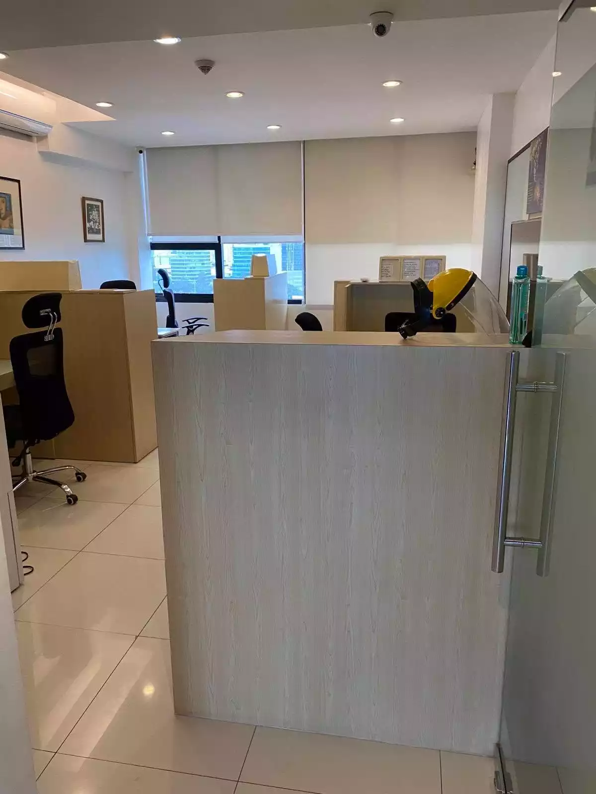 Open photo 11 of 16 — OFFICE CONDO FOR RENT AVENIR