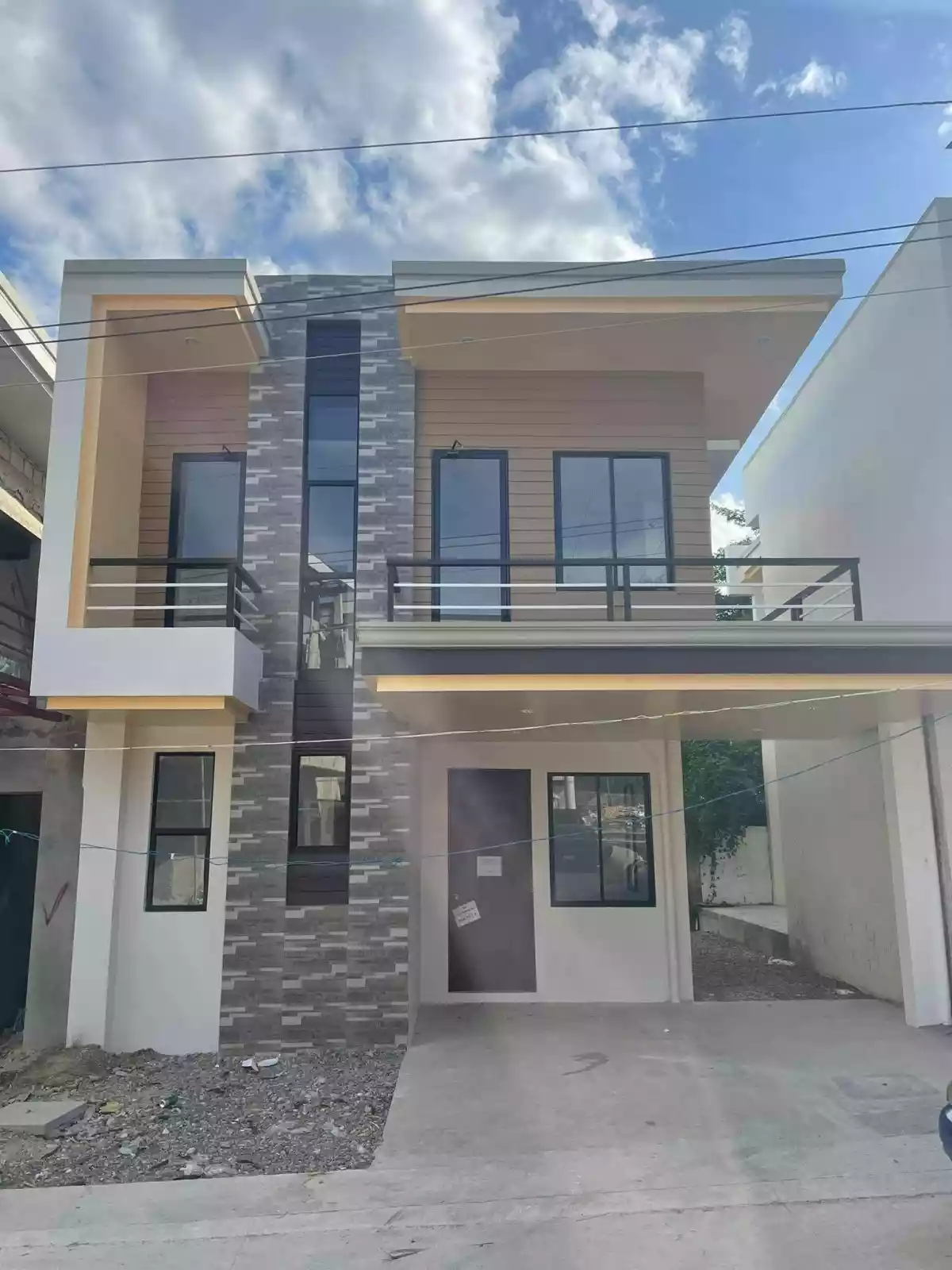 Belize North (2 storey Single Attached Bella Model RFO)