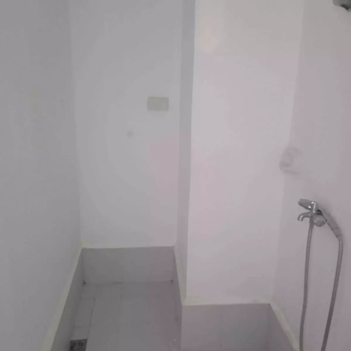 Assume 1 BR Unit Royal Ocean Crest Mactan — 1 Bedroom in Mactan — Photo 3
