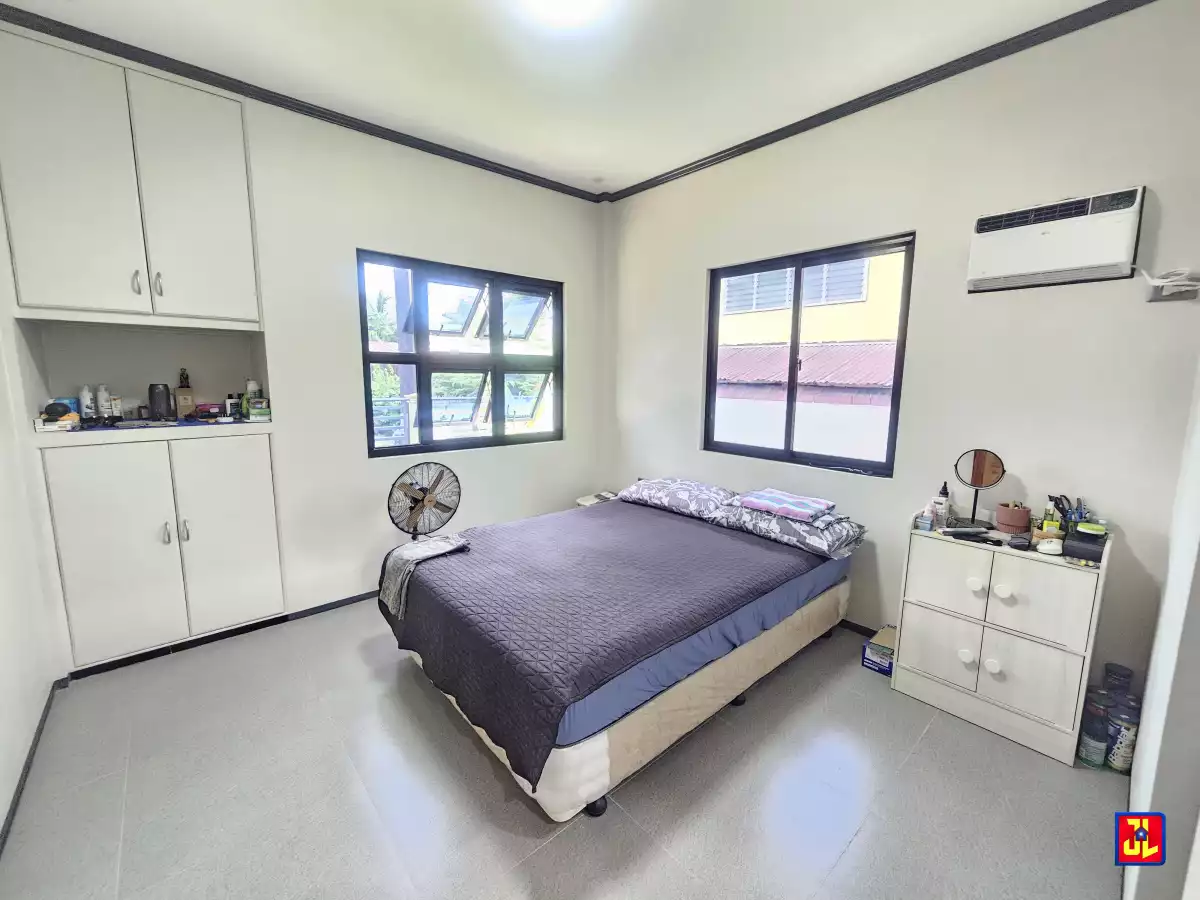 Rush Sale Brand New House in Poblacion, Amlan [available] - photo 4