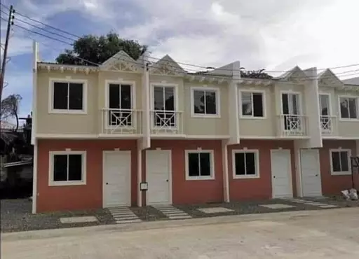 Garden bloom phase 1 minglanilla for rent — Townhouse in Cebu, Philippines — Photo 2