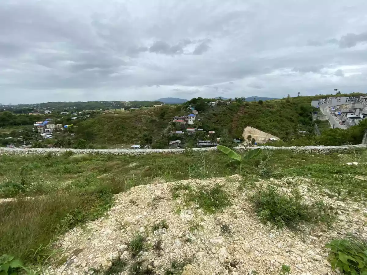 Residential lot — Residential Lot in Liloan, Cebu, Philippines — Photo 3