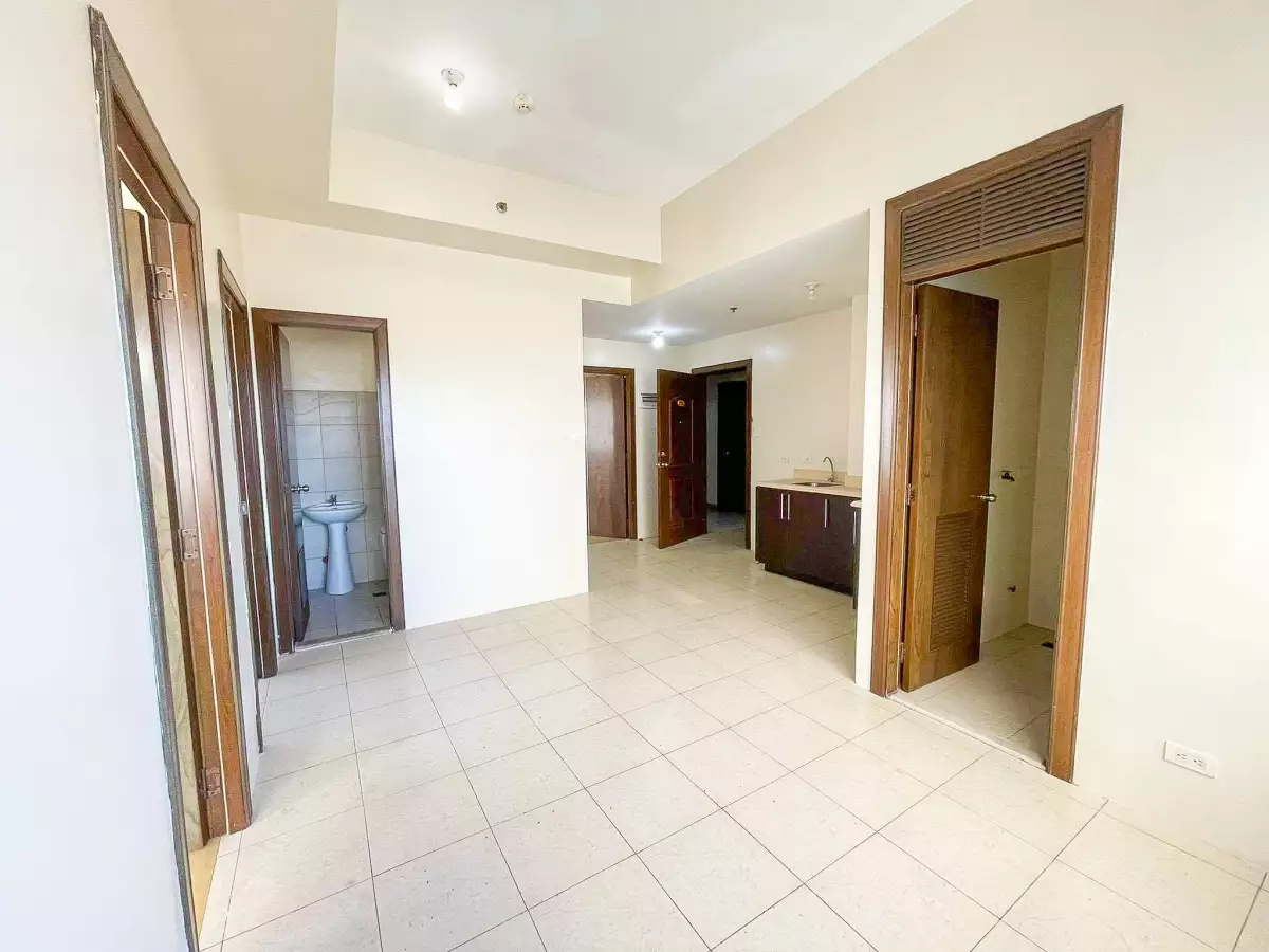 2BR UNFURNISHED UNIT FOR LEASE at Ridgewood Towers 