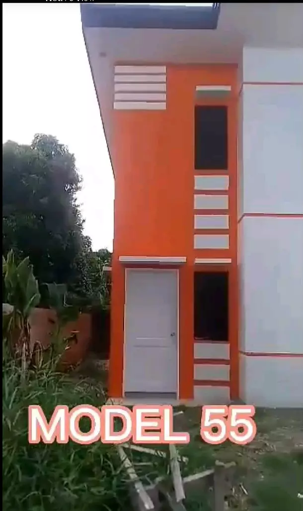 2 storey house and lot — House and Lot in Angela Avenue, Balabag, Pavia — Photo 2