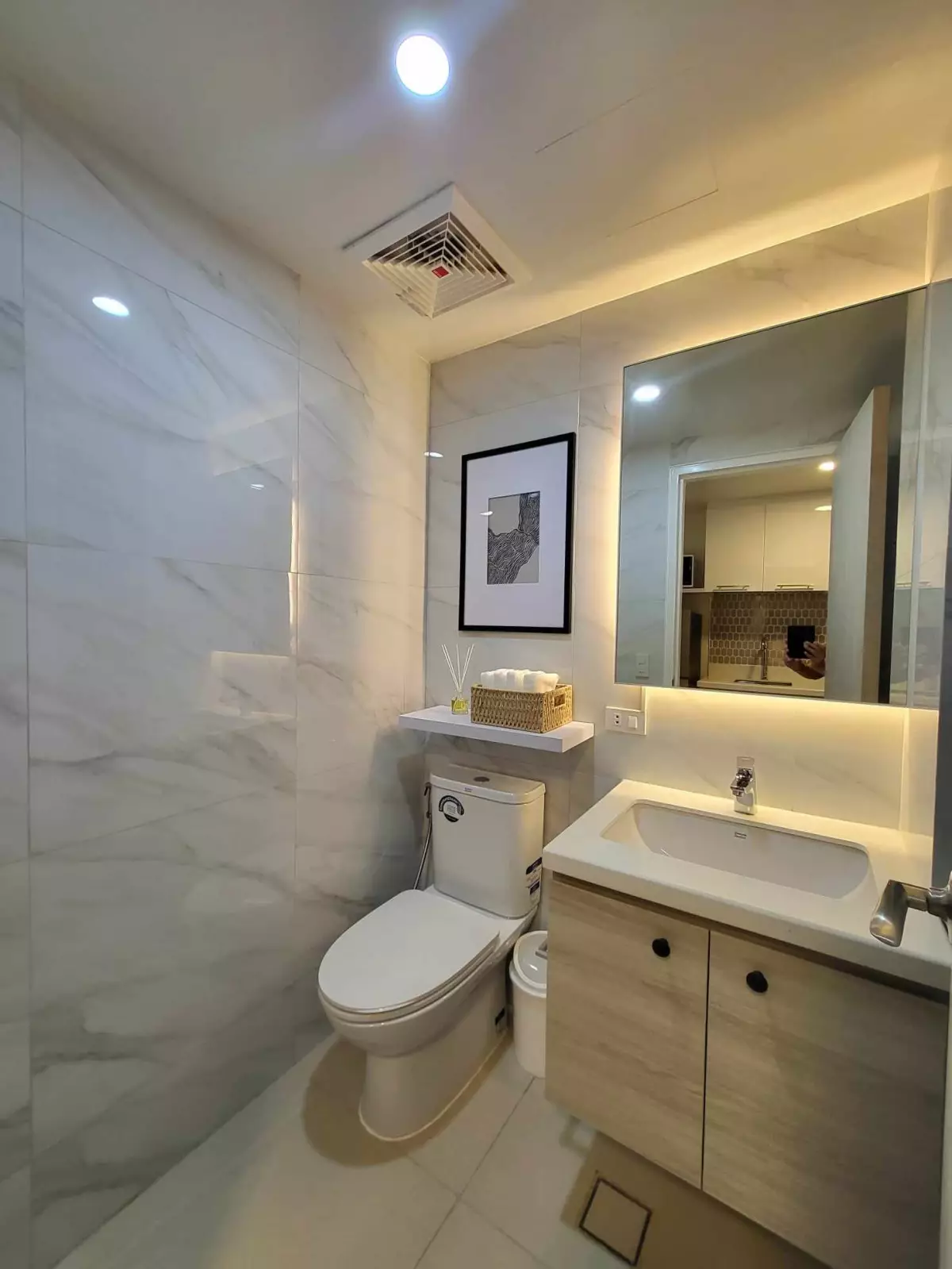 Mandani bay — Studio in F.E. Zuellig Avenue, Mandaue City, Philippines — Photo 7
