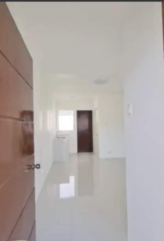 House and Lot Telo Residences for Assume - photo 4