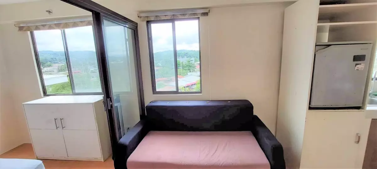 Comfy and stylish 1 Bedroom Condo with Parking in One Oasis Cagayan de Oro City - photo 3