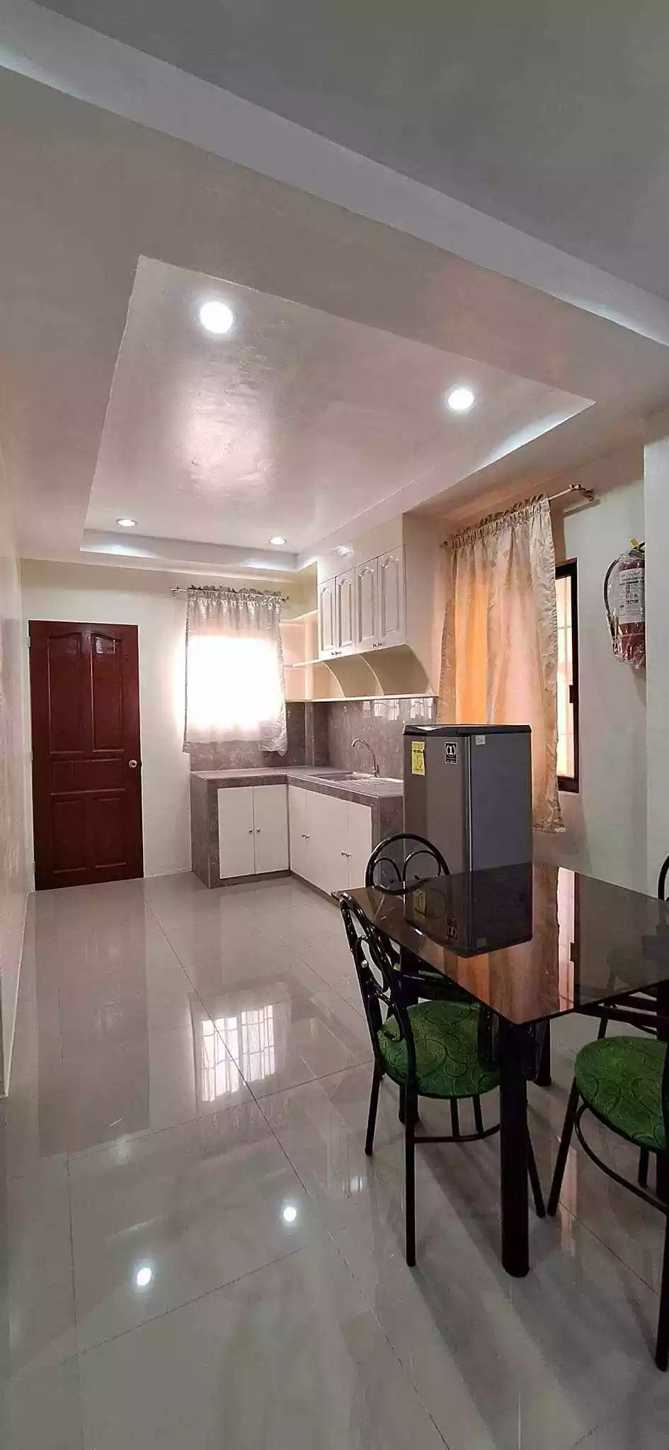 TWO-STOREY HOUSE FOR RENT - photo 6