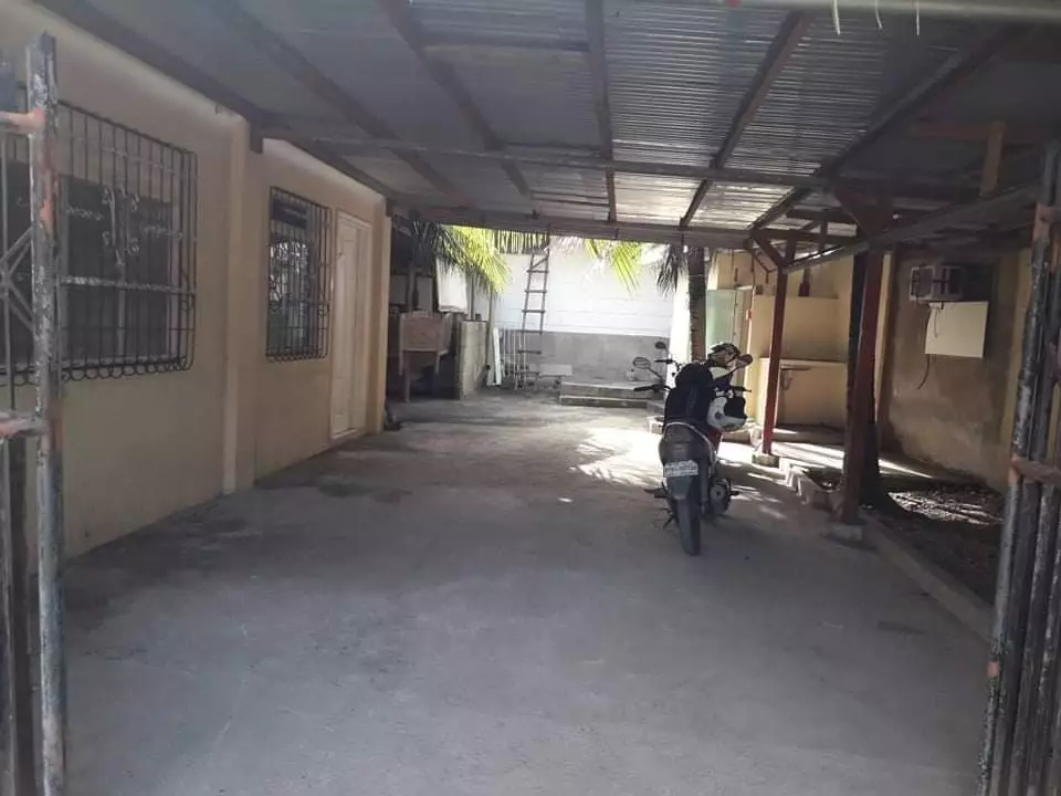 300 SQM LAND AREA IN MACTAN, LAPU-LAPU CITY - photo 4
