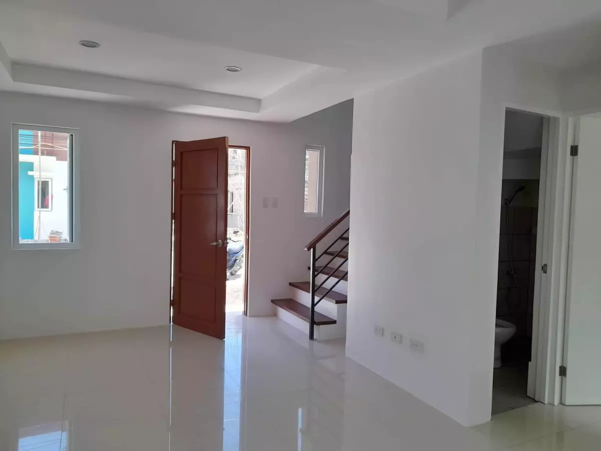 FOR RENT /ASSUME ! Single detached House & Lot! - photo 7