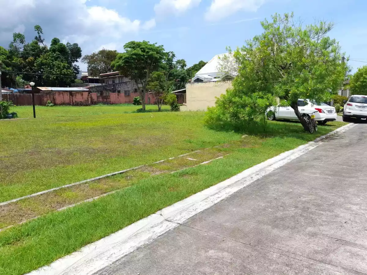 LOT — Residential Lot in Bacolod, Negros Occidental, Philippines — Photo 2