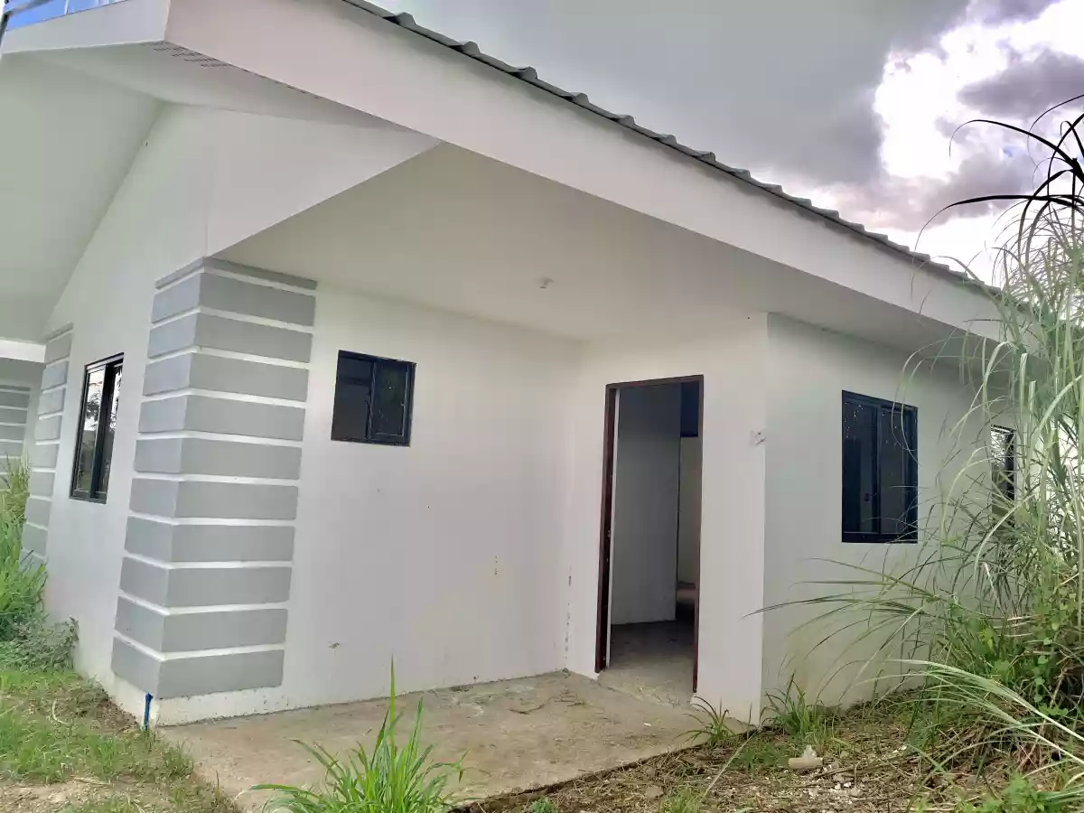 House and Lot for Sale in East Villas Subdivision — House and Lot in Bacolod, Negros Occidental, Philippines — Photo 3