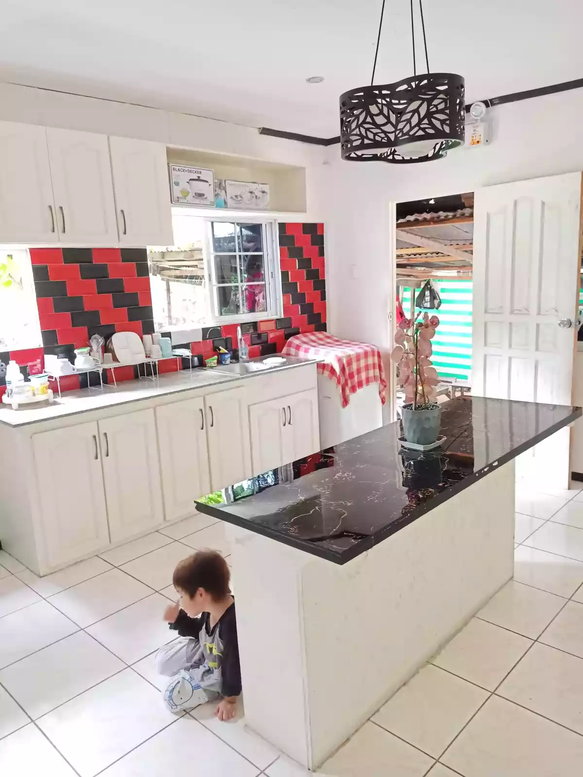 House and lot - photo 4