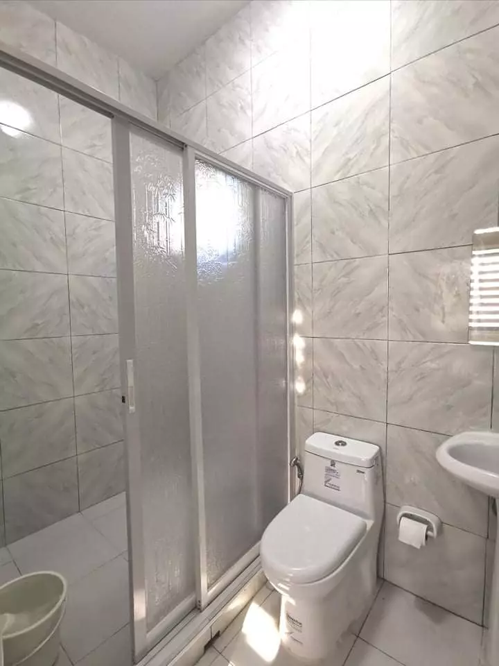 FURNISHED HOUSE AND LOT — House and Lot in Cagayan de Oro, Lalawigan ng Misamis Oriental, Pilipinas — Photo 4