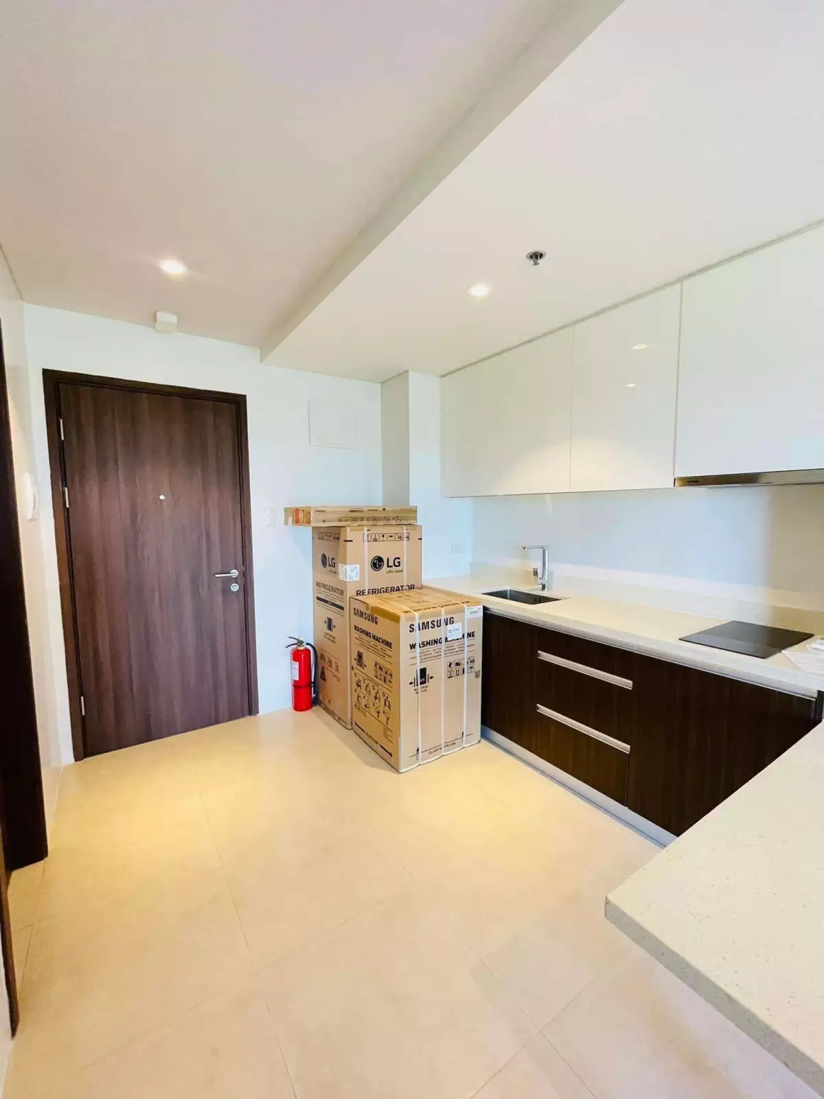 1 studio unit for assume
