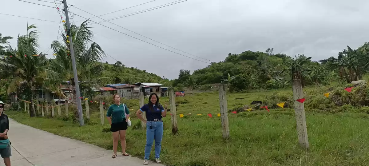 Farm Lot Flat along Provincial Road — Agricultural Lot in Pinamungahan, Cebu, Philippines — Photo 2