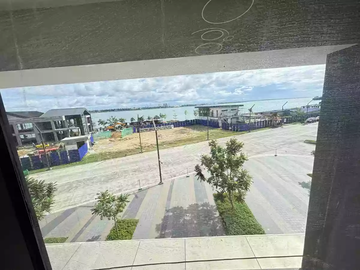 For Sale 2 Bedroom Fully Furnished Townhouse Condominium Unit — 2 Bedrooms in F.E. Zuellig Avenue, Mandaue City, Philippines — Photo 6