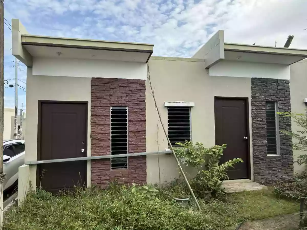 RUSH ASSUME SALE – LUMINA UNITS — Townhouse in Bacong, Negros Oriental, Philippines — Photo 7