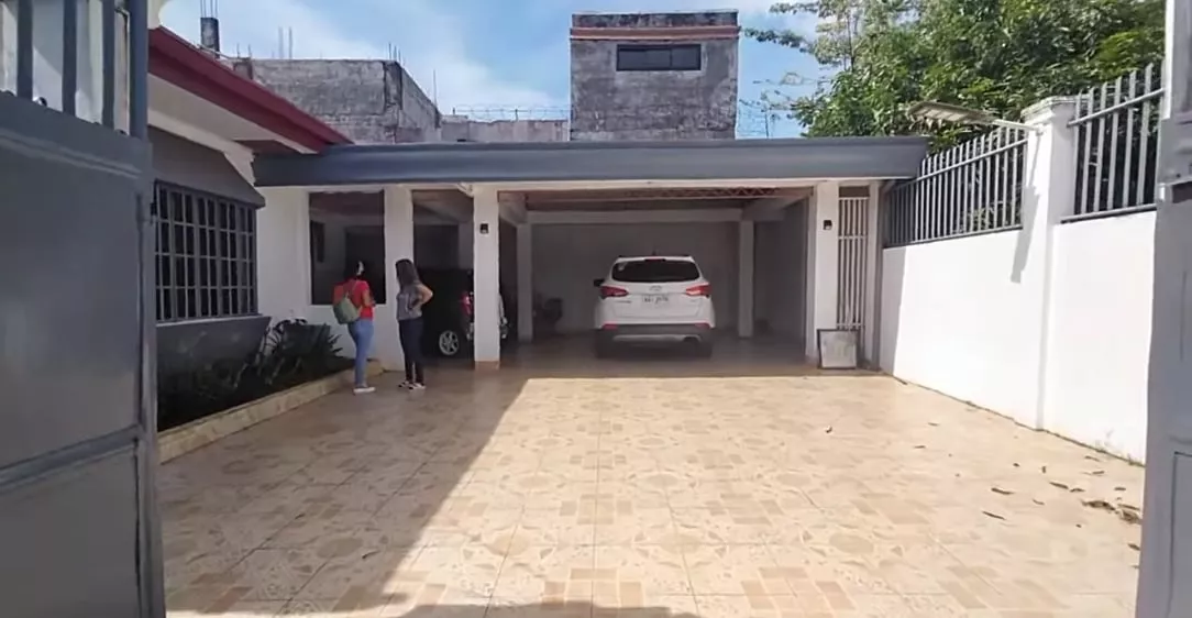33444 — House and Lot in Naga, Camarines Sur, Philippines — Photo 5